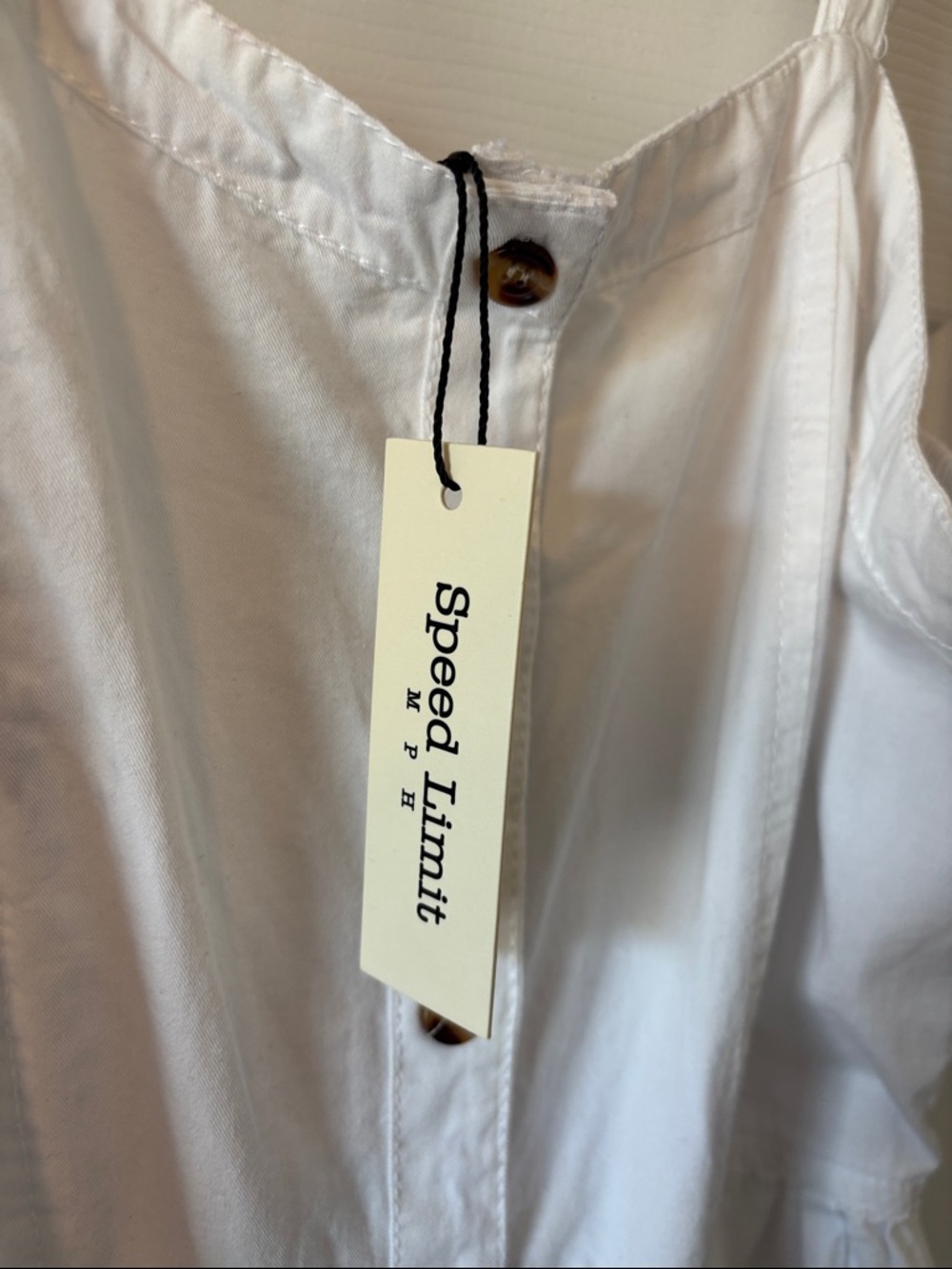 Sleeveless White Button-Front Midi Dress with Tiered Skirt - Picture 2 of 3